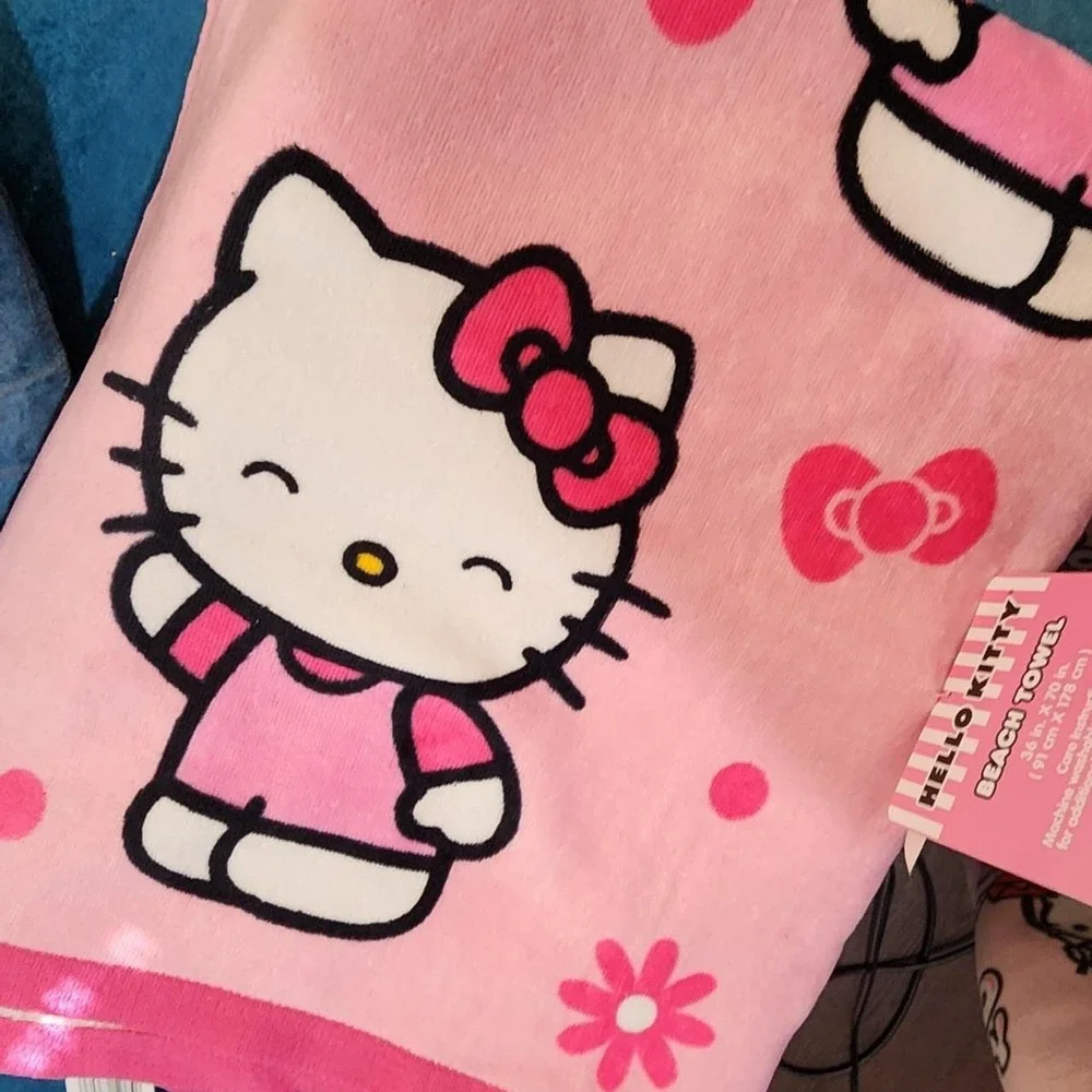 Hello Kitty Bows & Flowers Pink Beach Towel